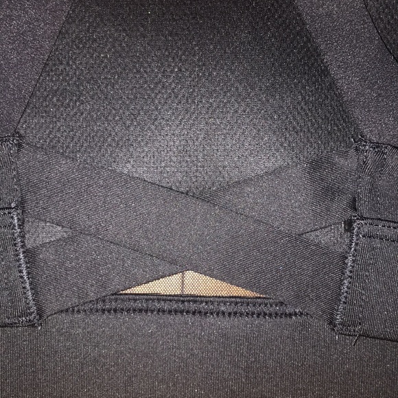 victoria secret sports bra - Picture 4 of 7